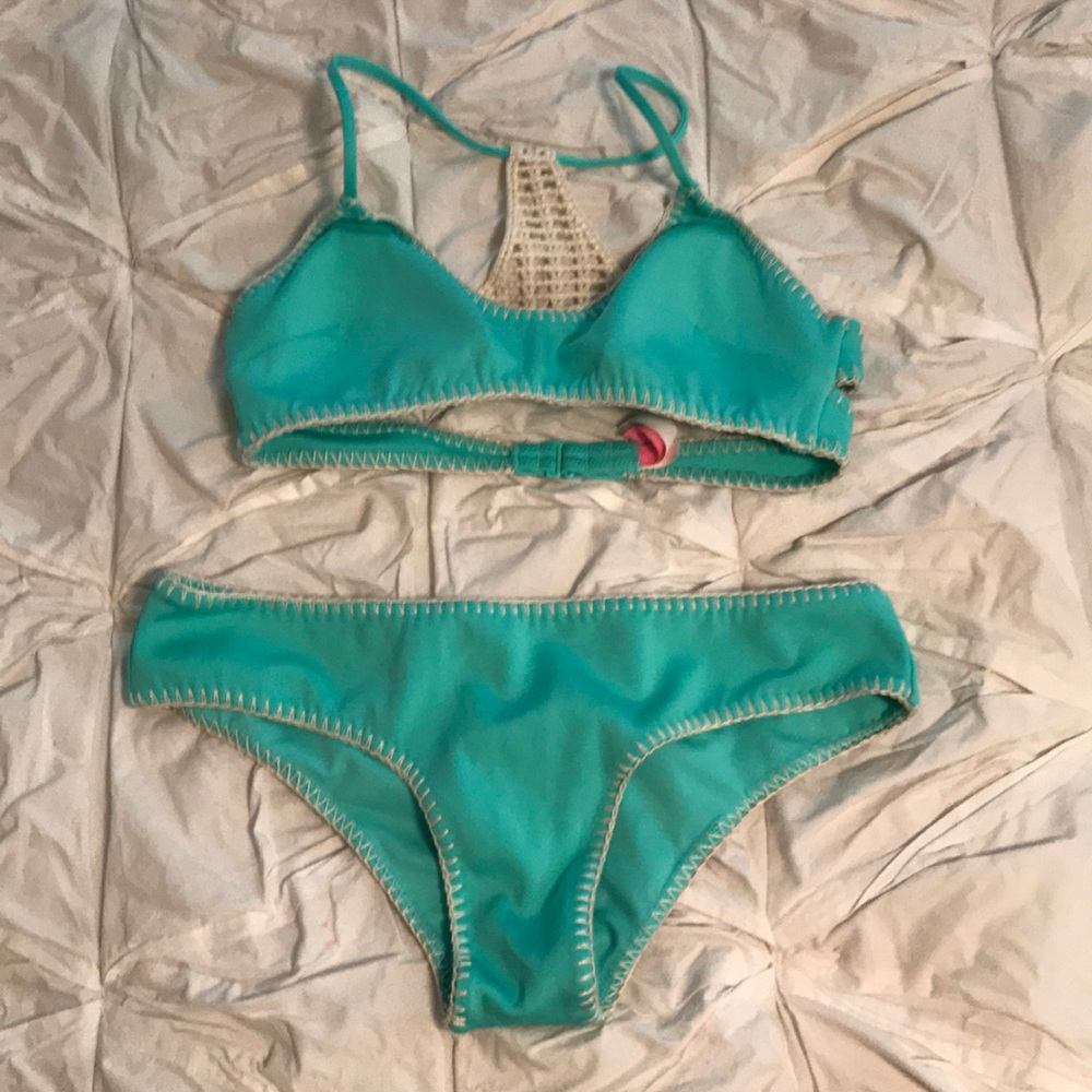 Swim suit
